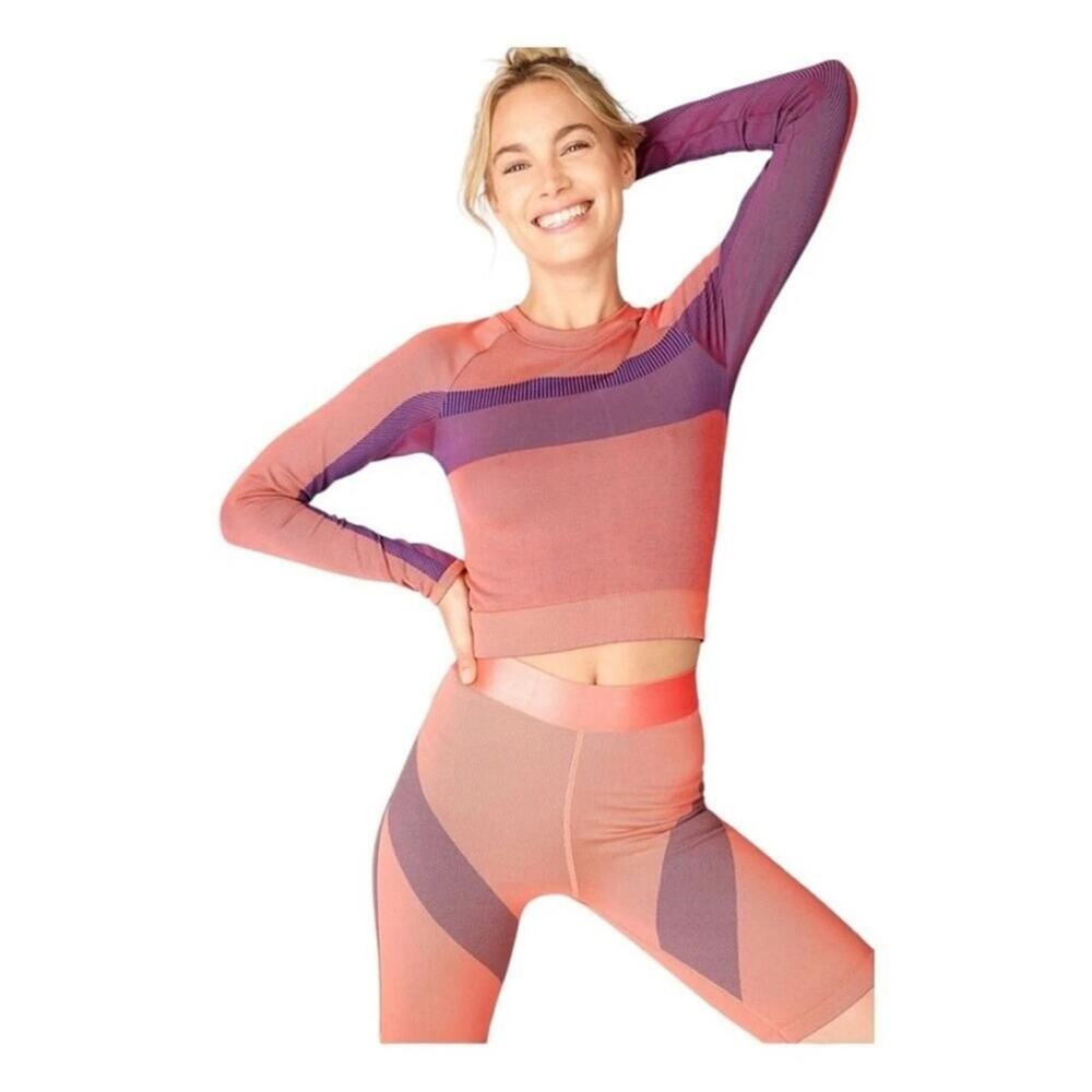 NWT Fabletics Tory Seamless Crop Long Sleeve Top Biker Shorts Set Pink Purple S